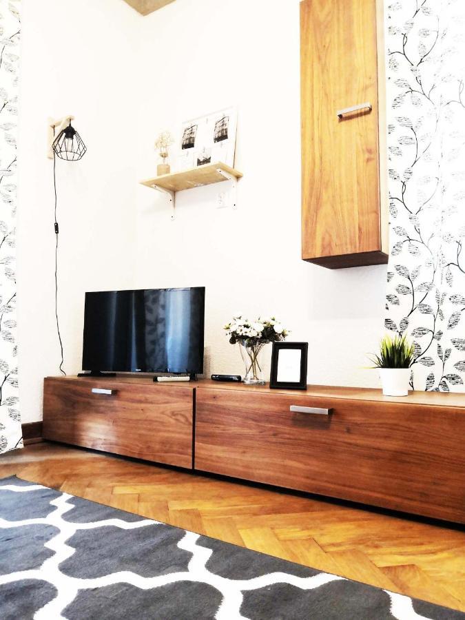 Bankowa 8 Guest Rooms Zielona Gora  Bagian luar foto