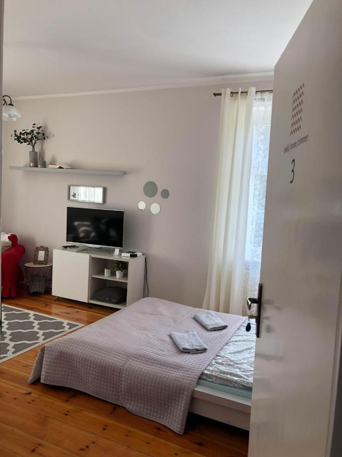 Bankowa 8 Guest Rooms Zielona Gora  Bagian luar foto